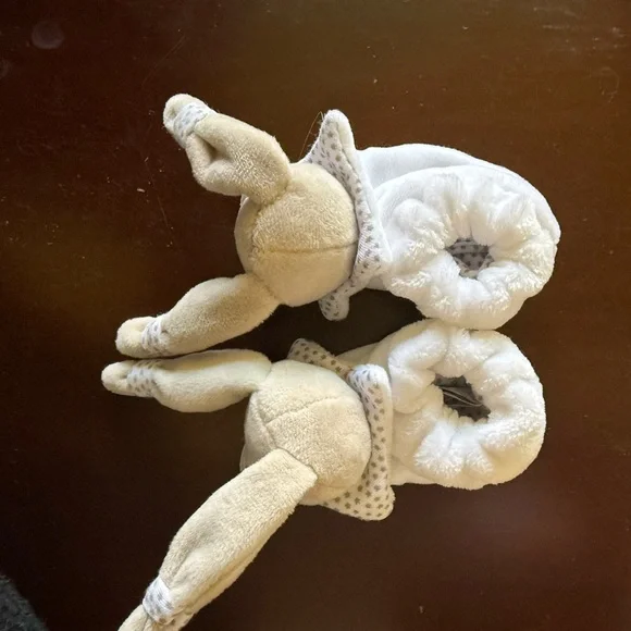 Infant Cream and White Plush Bear Slippers - Picture 3 of 8